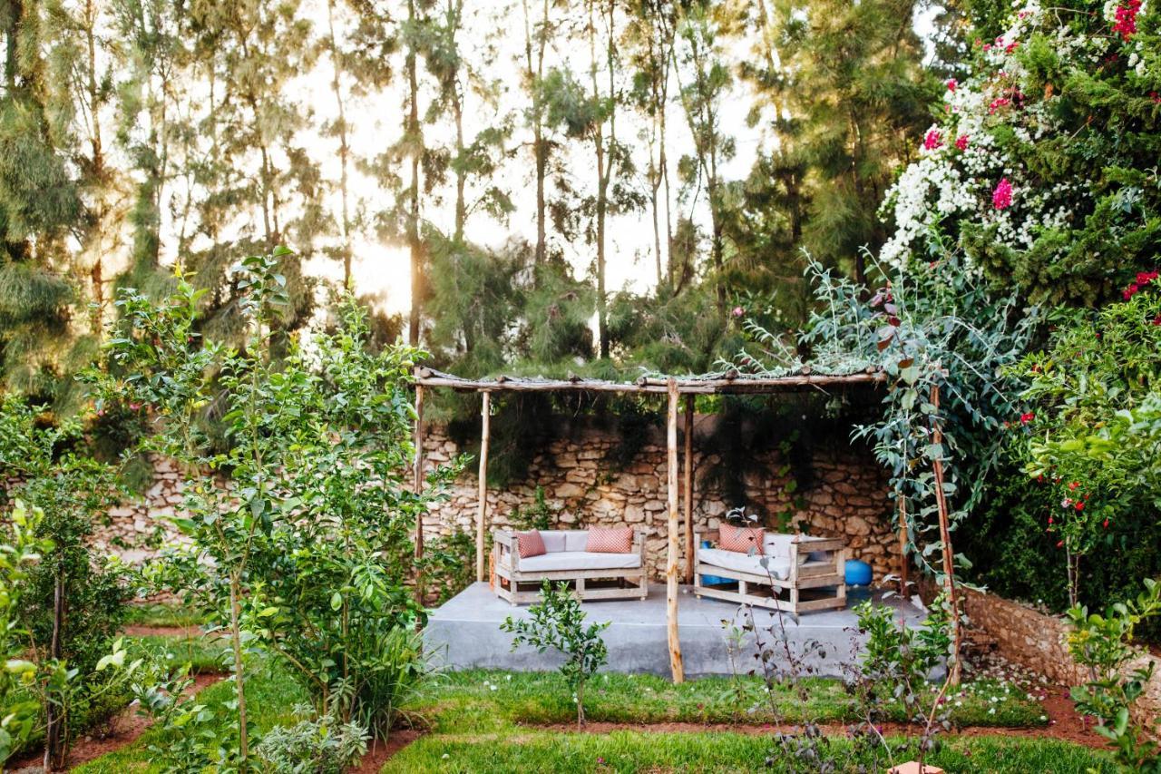 La Maison Des Ailleurs Suvayr Dış mekan fotoğraf